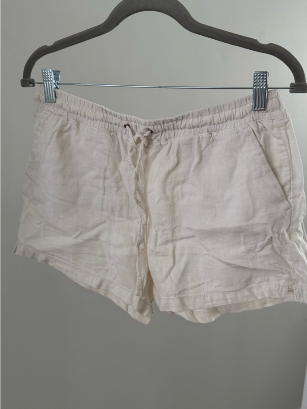 Light Cream Women’s Drawstring Linen Shorts
